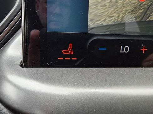 Used 2023 Ford Escape SE image 23