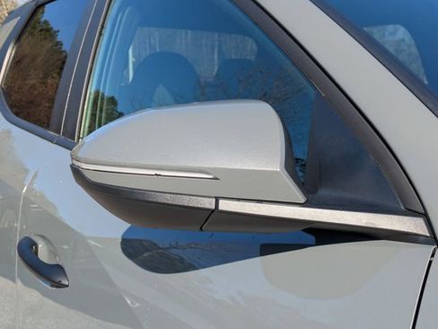 Used 2025 Hyundai Santa Cruz SEL image 12