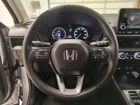 Used 2025 Honda CR-V EX image 5
