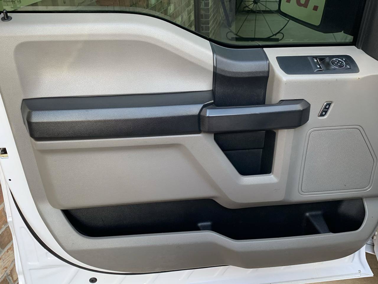 Used 2016 Ford F150 XL w/ Equipment Group 101A Mid RWD image 18