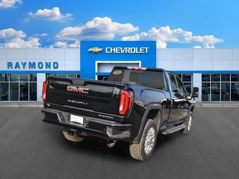 Certified 2020 GMC Sierra 2500 Denali w/ Denali Ultimate Package AWD/4WD image 3