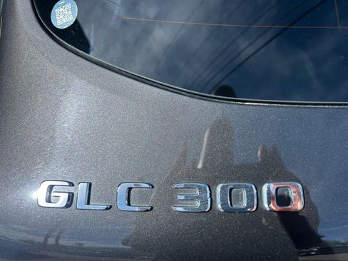Used 2022 Mercedes-Benz GLC 300 4MATIC image 27