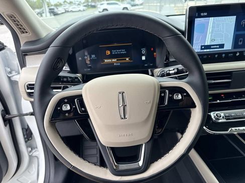 New 2026 Lincoln Corsair Premiere image 26