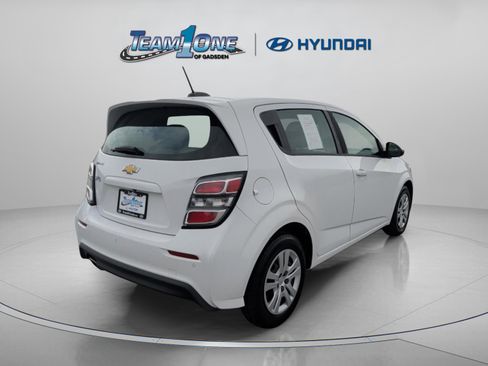 Used 2020 Chevrolet Sonic LT image 8