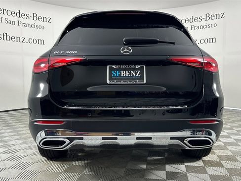 Certified 2026 Mercedes-Benz GLC 300 image 5