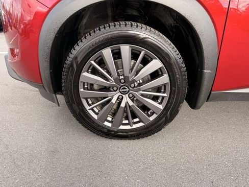 Certified 2023 Nissan Pathfinder SL w/ SL Premium Package image 9