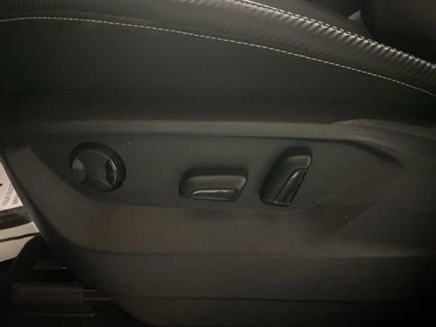 Certified 2023 Volkswagen Atlas Cross Sport SE image 25