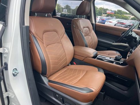 Used 2023 Nissan Pathfinder Platinum FWD image 41