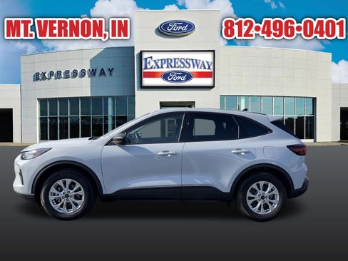 New 2026 Ford Escape Active FWD image 9