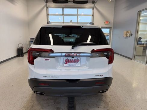 Used 2023 GMC Acadia AT4 w/ Preferred Package image 8