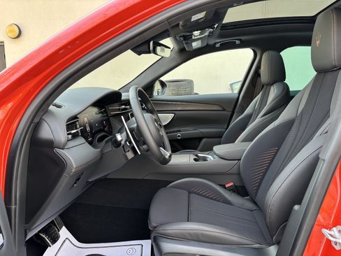 New 2026 Maserati Grecale Modena AWD/4WD image 17