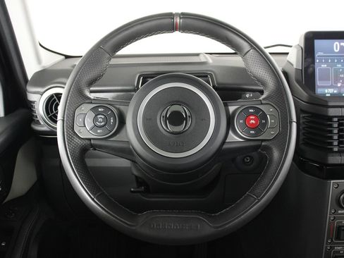 Used 2025 INEOS Grenadier AWD/4WD image 8
