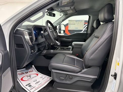 New 2026 Ford F350 Lariat w/ Black Appearance Package image 11