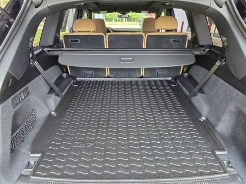 Used 2021 Audi Q7 3.0T Prestige image 14