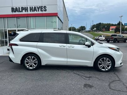 Used 2024 Toyota Sienna Platinum
