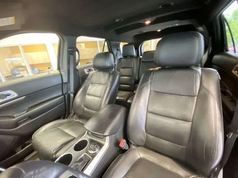 Used 2012 Ford Explorer XLT AWD/4WD image 14