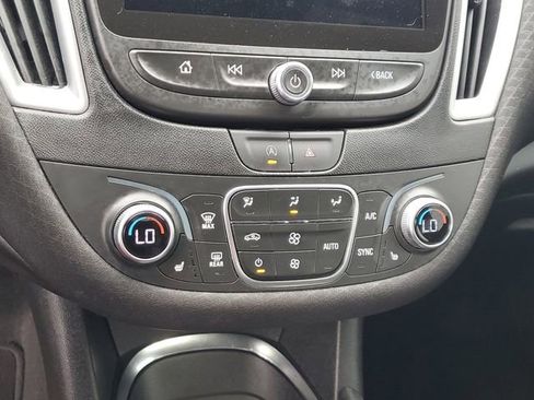 Used 2024 Chevrolet Malibu LT FWD image 20