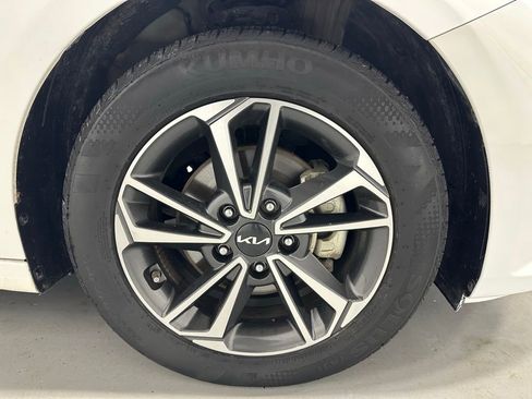 Used 2024 Kia Forte LXS image 53