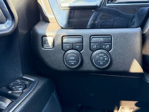 Used 2024 Chevrolet Silverado 1500 RST image 33