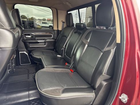 Used 2019 RAM 3500 Laramie image 21