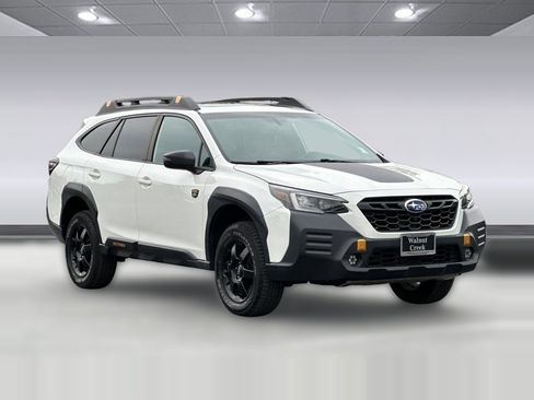 Used 2022 Subaru Outback Wilderness image 7