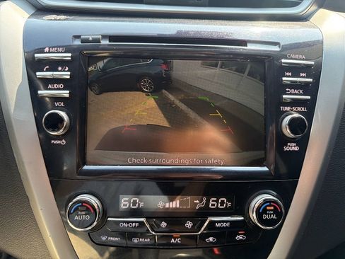 Used 2021 Nissan Murano SV AWD/4WD image 31