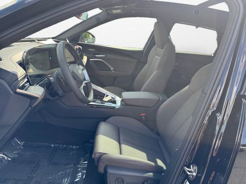 New 2025 Audi Q5 Premium Plus image 9