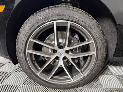 New 2025 Porsche Macan image 11
