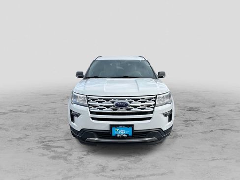 Used 2019 Ford Explorer XLT w/ Equipment Group 201A AWD/4WD image 3