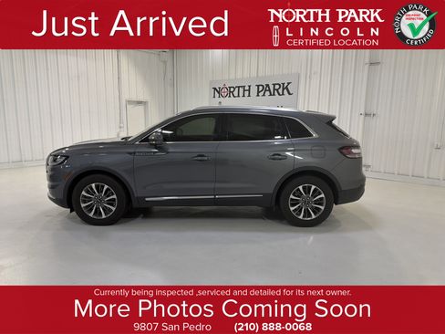 Used 2023 Lincoln Nautilus AWD w/ Premium Package image 1