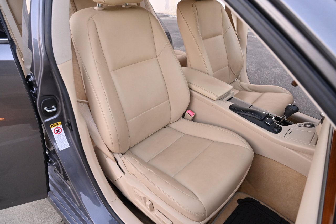 Used 2013 Lexus ES 300h w/ Premium Pkg FWD image 15