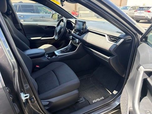 Used 2021 Toyota RAV4 SE w/ Weather & Moonroof Package AWD/4WD image 13