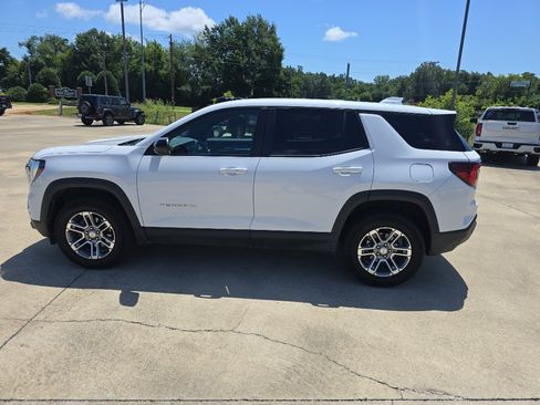 Used 2025 GMC Terrain Elevation FWD image 8