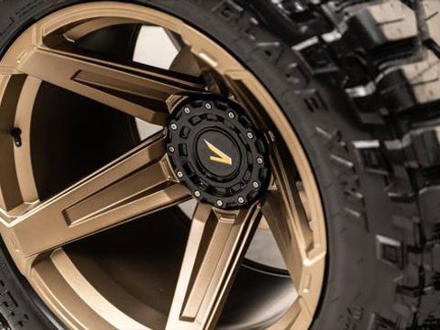 Used 2026 Jeep Gladiator Sport image 17