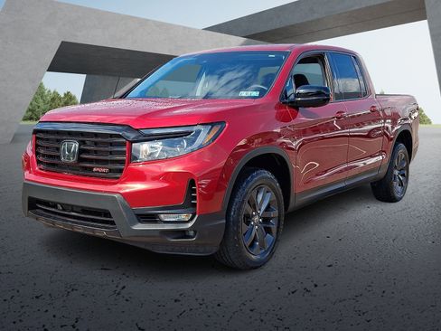 Used 2023 Honda Ridgeline Sport image 3