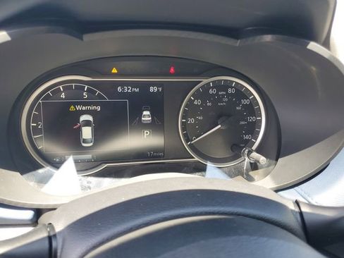 Certified 2025 Nissan Versa SV w/ Trunk Package FWD image 21