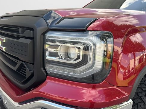 Used 2018 GMC Sierra 1500 SLT AWD/4WD image 36