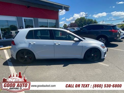 Used 2018 Volkswagen GTI SE FWD image 4