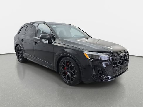 New 2026 Audi SQ7 Prestige image 3