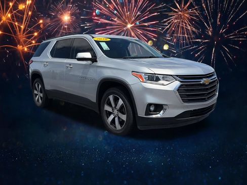 Used 2020 Chevrolet Traverse LT w/ LT Premium Package FWD image 30