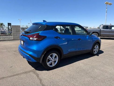 Certified 2025 Nissan Kicks Play S FWD image 6