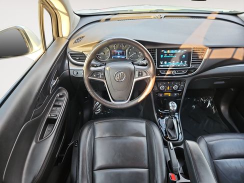 Used 2020 Buick Encore Essence FWD image 10