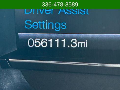 Used 2019 Ford Explorer XLT w/ Equipment Group 202A image 9