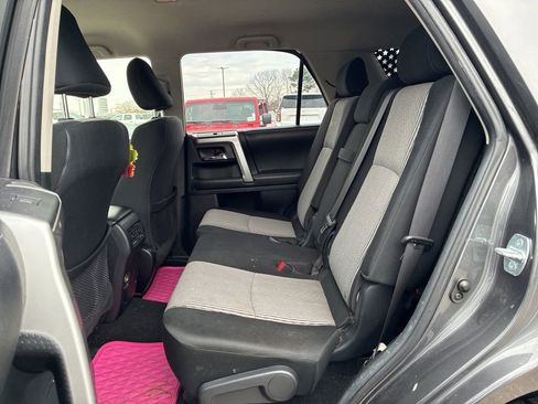 Used 2016 Toyota 4Runner SR5 image 16