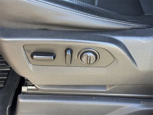 Used 2019 GMC Sierra 1500 SLT image 24