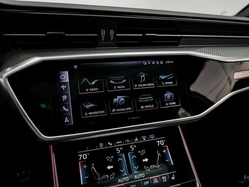 Used 2024 Audi RS 7 Performance w/ Executive Package image 66