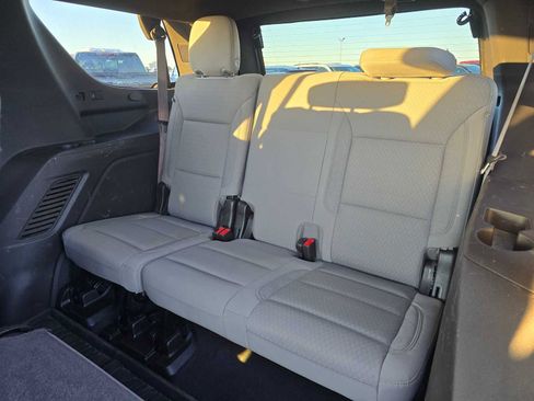 Used 2022 GMC Yukon SLE w/ Max Trailering Package image 19