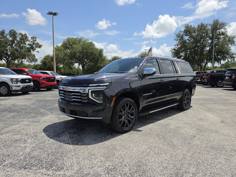 New 2026 Chevrolet Suburban Premier w/ Sun And Tow Package RWD image 11