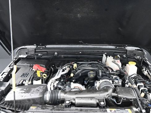 Used 2023 Jeep Gladiator Rubicon w/ Cold Weather Group image 26