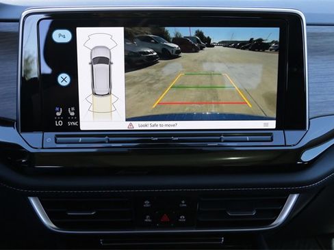 New 2026 Volkswagen Atlas SEL image 14